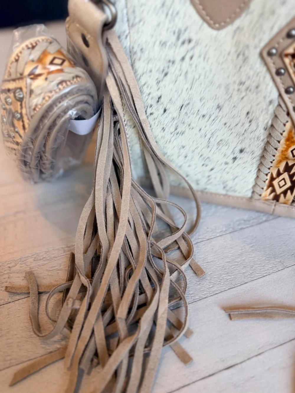 Trinity Ranch Hair On Cowhide Tote/Crossbody Khaki